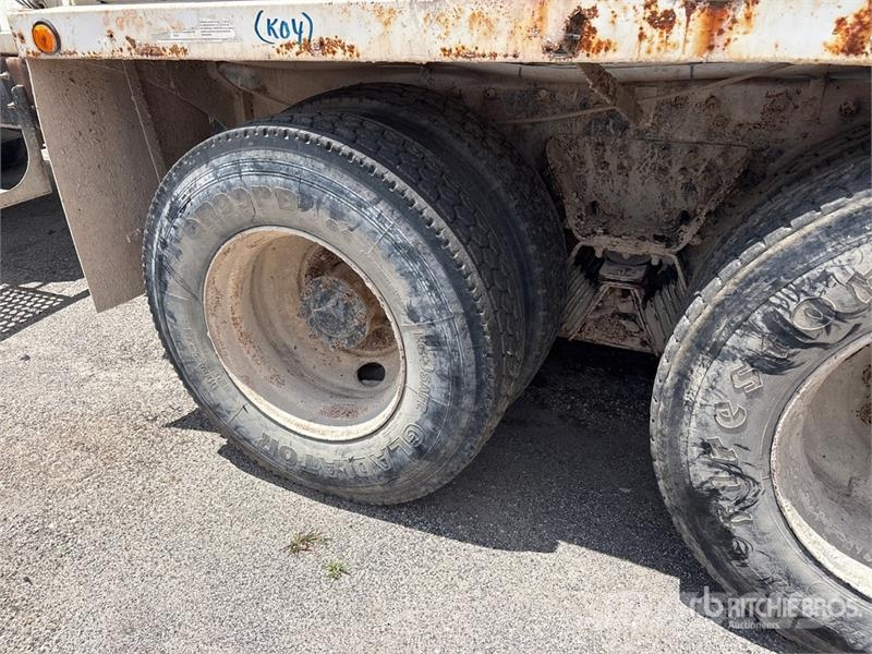 International 5600i Betoniere