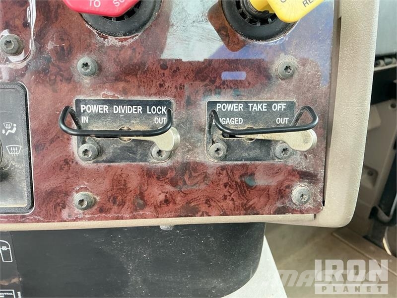 International 5600i 1600 gal 6x4 Water Truck Tankvogne - vand