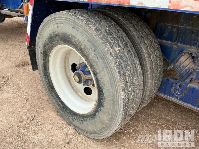 International 5600i 1600 gal 6x4 Water Truck Tankvogne - vand