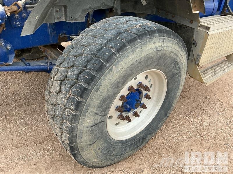 International 5600i 1600 gal 6x4 Water Truck Tankvogne - vand