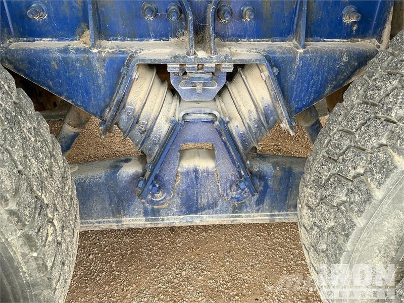 International 5600i 1600 gal 6x4 Water Truck Tankvogne - vand