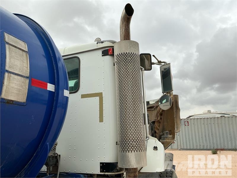 International 5600i 1600 gal 6x4 Water Truck Tankvogne - vand
