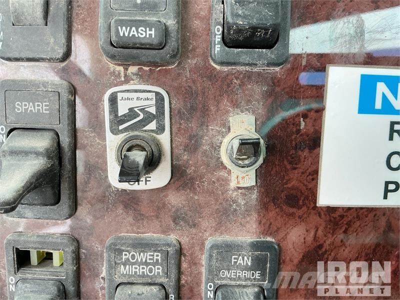 International 5600i 1600 gal 6x4 Water Truck Tankvogne - vand