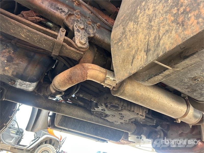 International 7300 车载式高空作业车