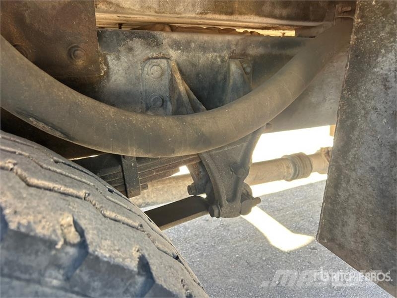 International 7300 Polovni mobilni kamioni za bušenje
