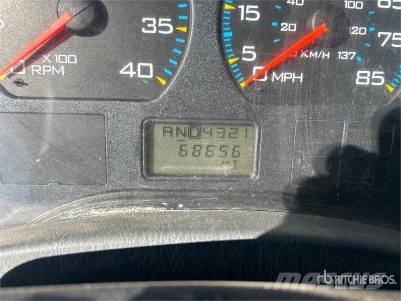 International 7300 Polovni mobilni kamioni za bušenje