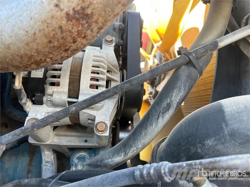 International 7300 Polovni mobilni kamioni za bušenje