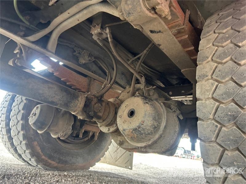 International 7300 车载式高空作业车
