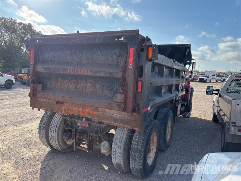 International 7400 Грузовики-Самосвалы