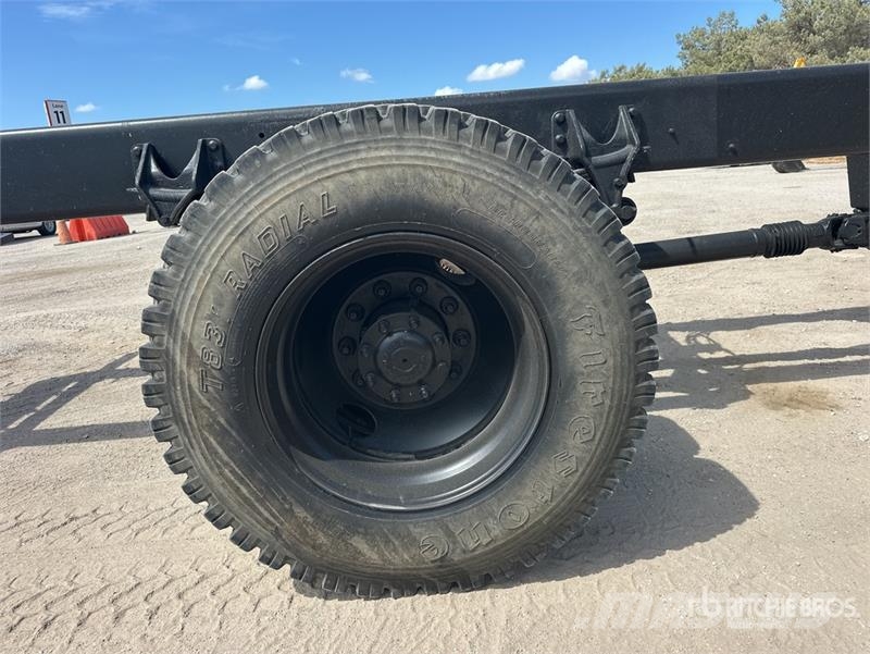 International 7400 Kabine i unutrašnjost
