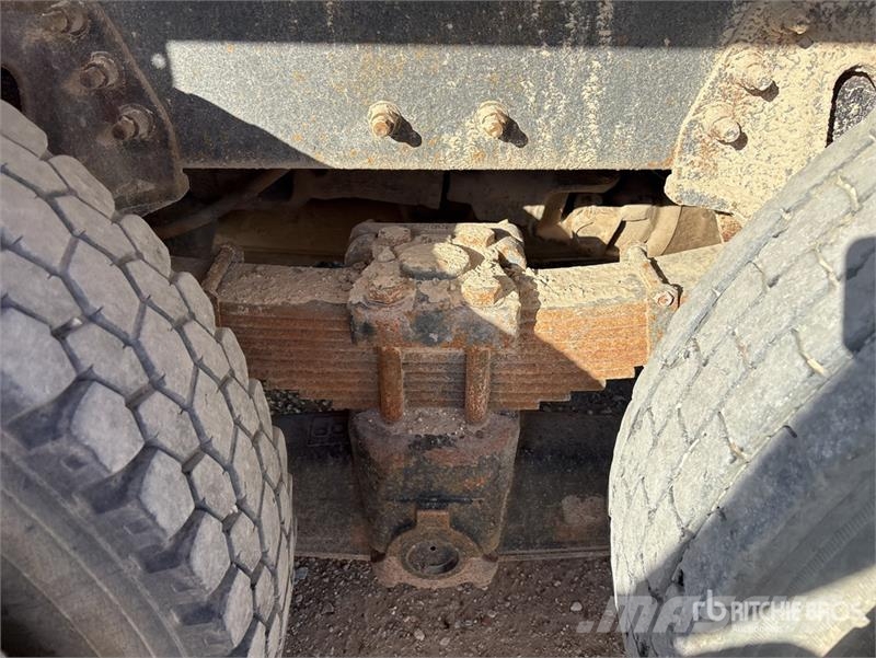 International 7400 Грузовики-Самосвалы