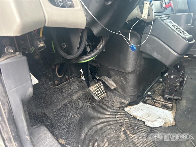 International 7400 Самоскиди