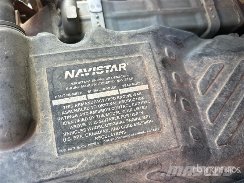 International 7400 Kabine i unutrašnjost