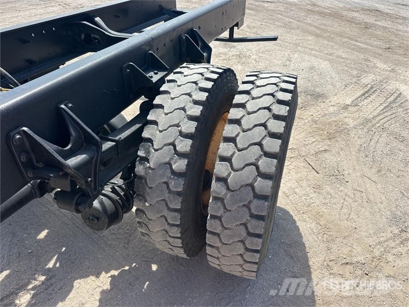 International 7400 Kabine i unutrašnjost