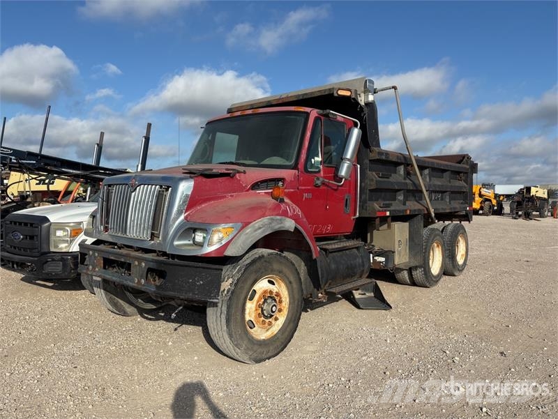 International 7400 Грузовики-Самосвалы