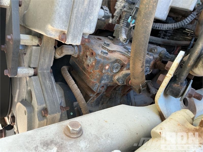 International 7400 2000 gal 6x4 Kill Truck Processing Equipment
