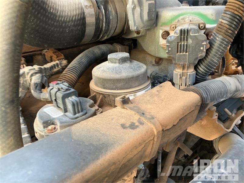 International 7400 2000 gal 6x4 Kill Truck Processing Equipment