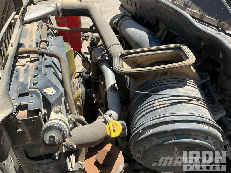International 7400 2000 gal 6x4 Kill Truck Processing Equipment