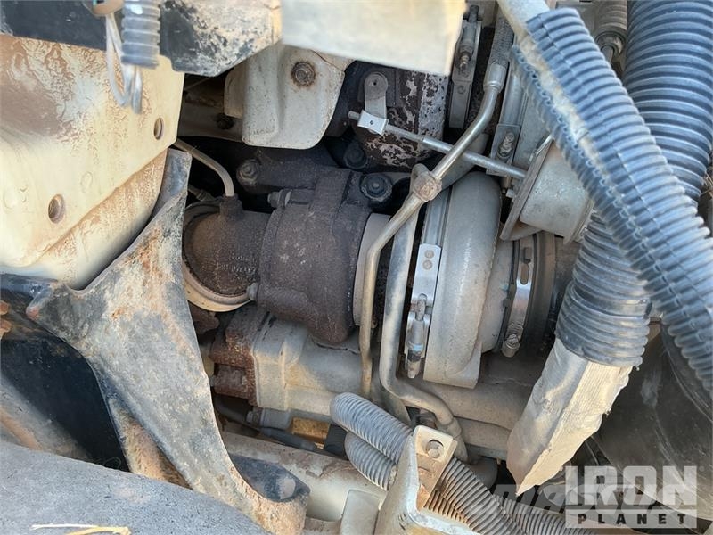 International 7400 2000 gal 6x4 Kill Truck Processing Equipment