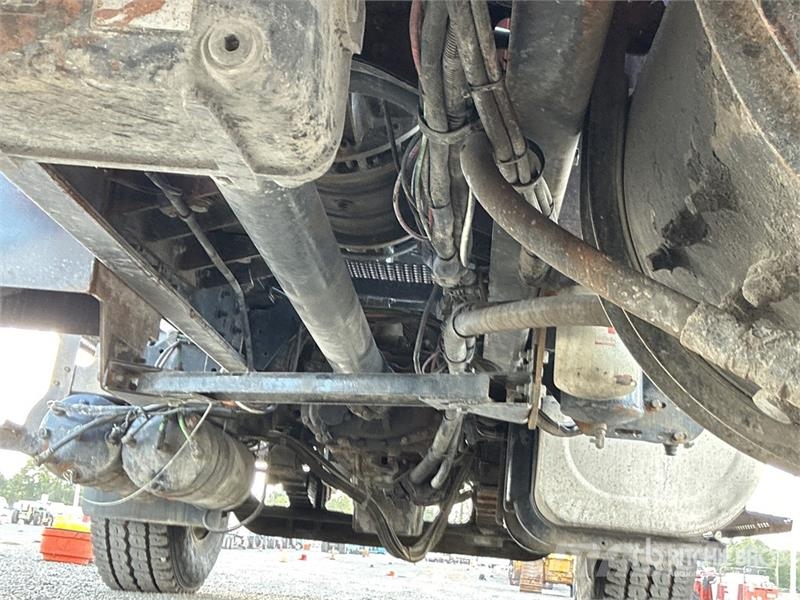 International 7600 Slamsugere
