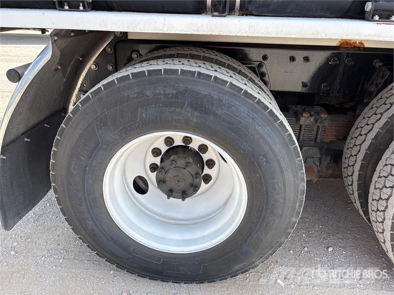 International 7600 Vákuum teherautok