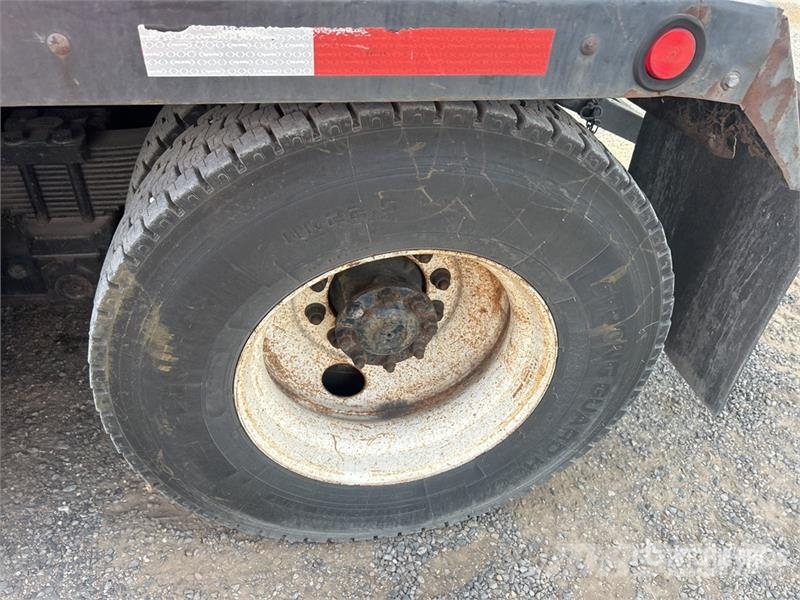 International 7600 Kombinuotos paskirties / vakuuminiai sunkvežimiai