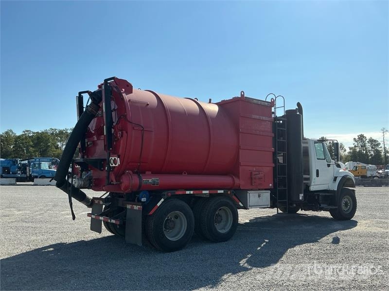 International 7600 Camiones aspiradores/combi