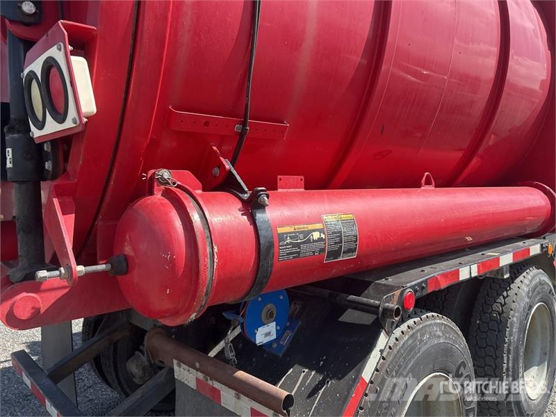 International 7600 Slamsugere