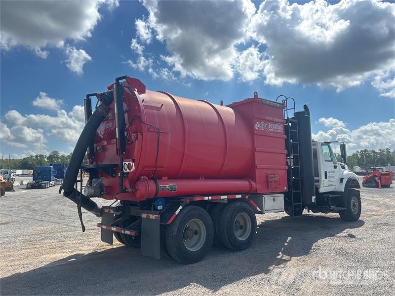 International 7600 Slamsugere