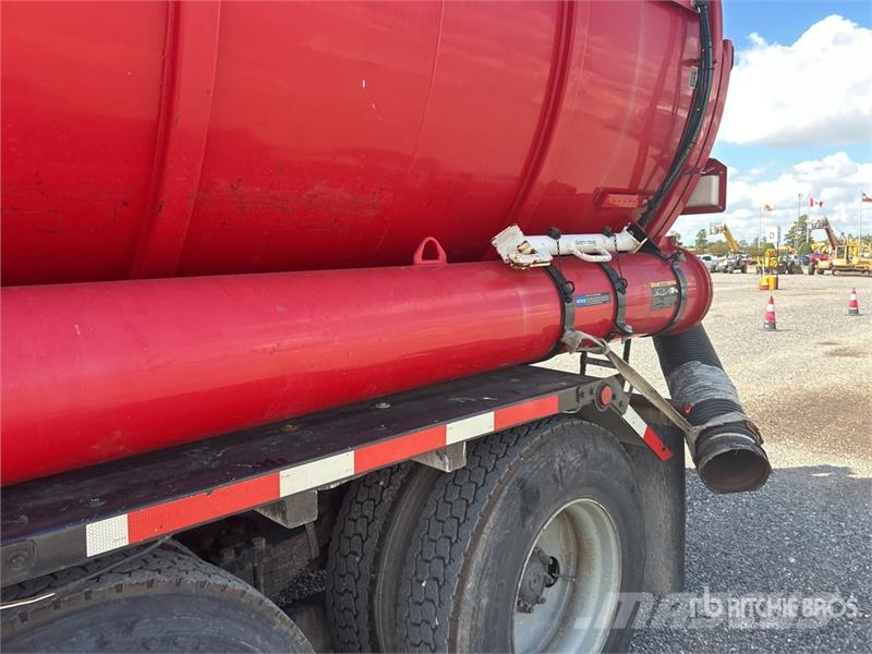 International 7600 Slamsugere
