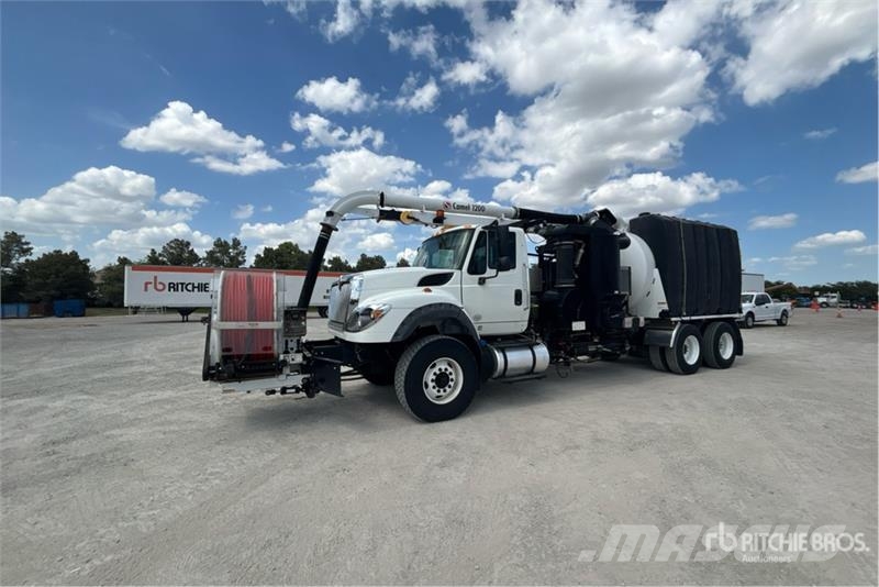 International 7600 Vákuum teherautok