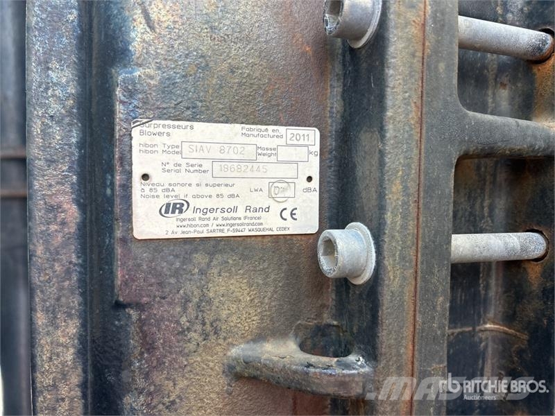 International 7600 Kombinuotos paskirties / vakuuminiai sunkvežimiai
