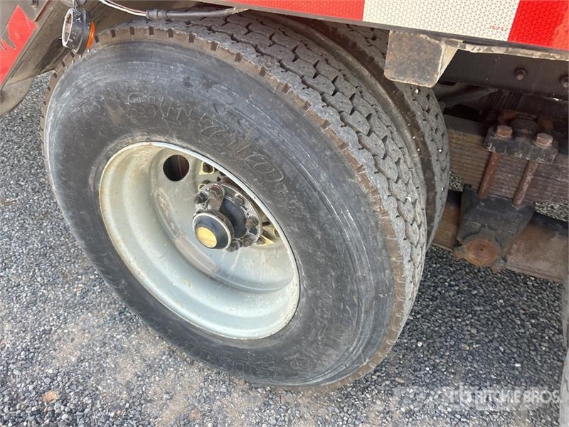 International 7600 Slamsugere
