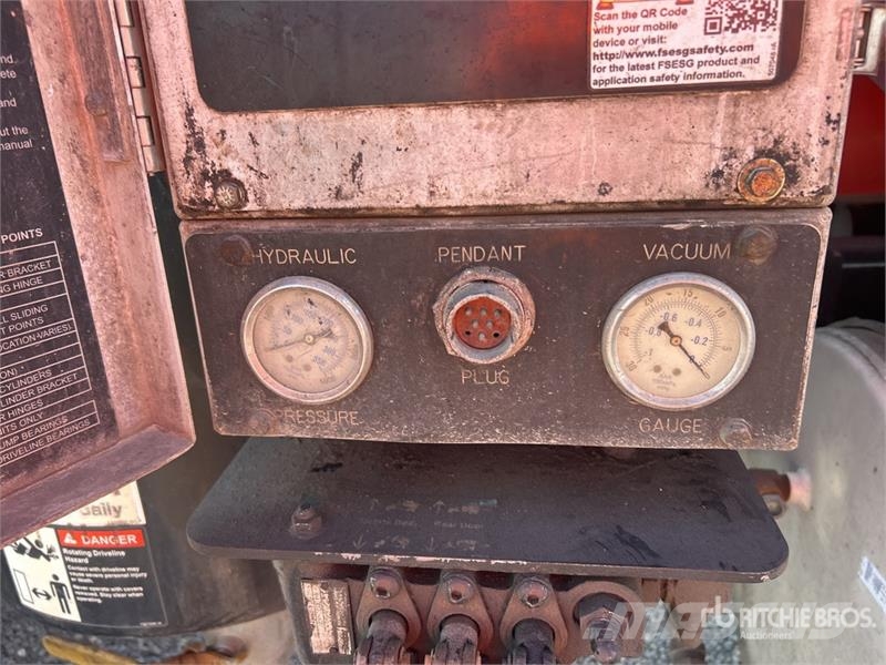 International 7600 Slamsugere