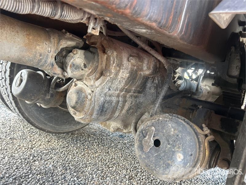 International 7600 Slamsugere