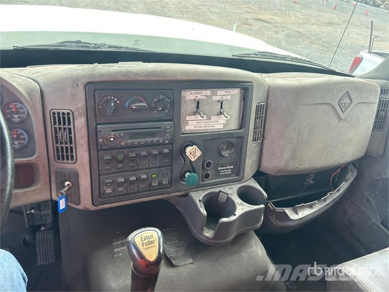 International 7600 Kombinuotos paskirties / vakuuminiai sunkvežimiai