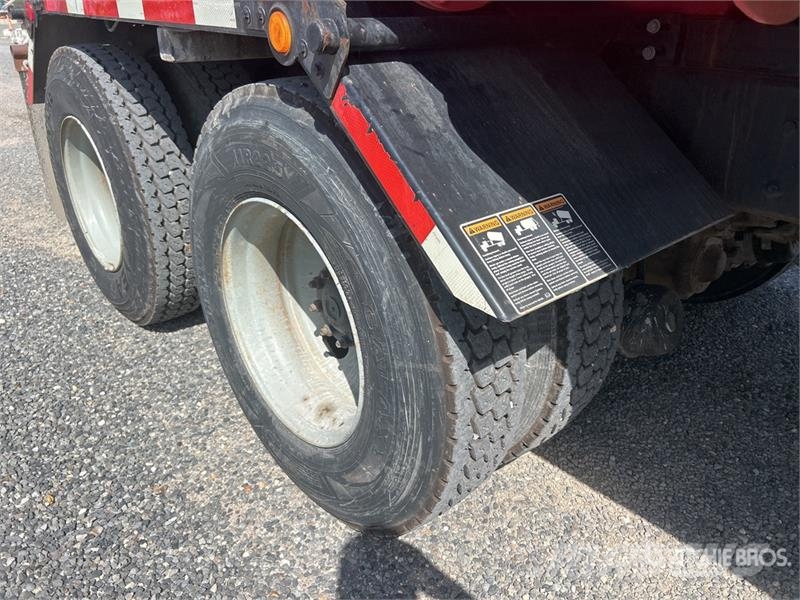 International 7600 Slamsugere