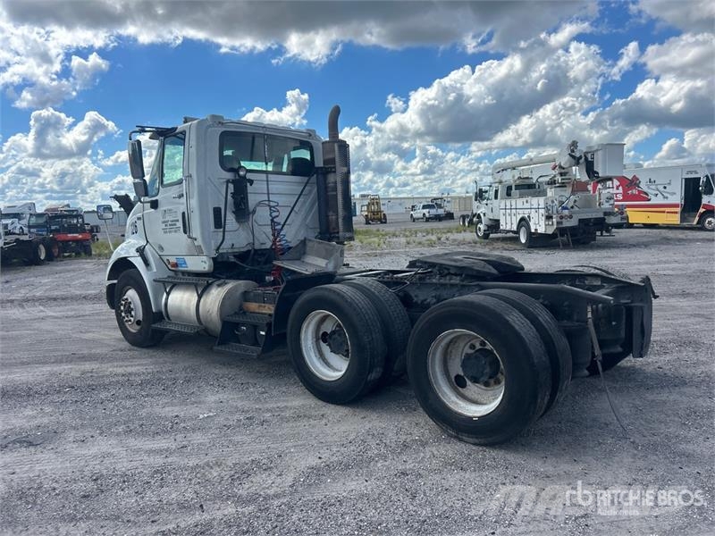 International 8600 Trekkers