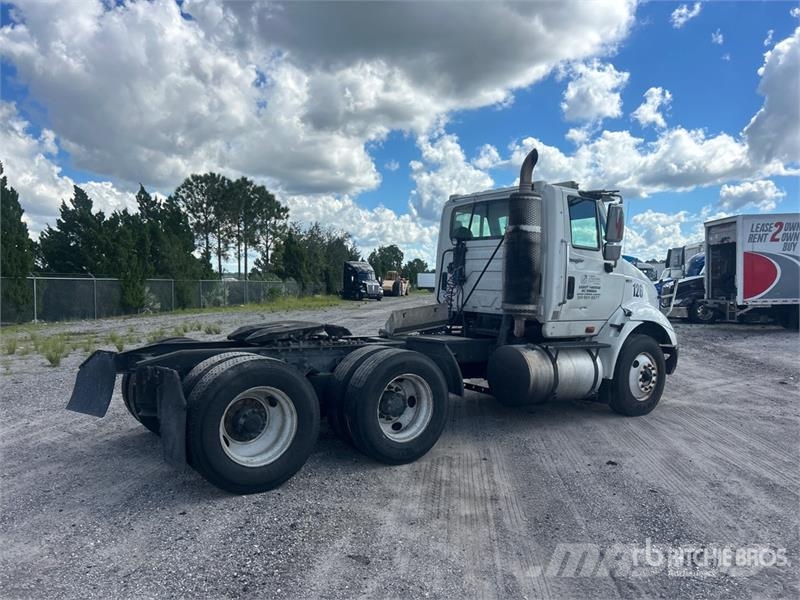 International 8600 Trekkers