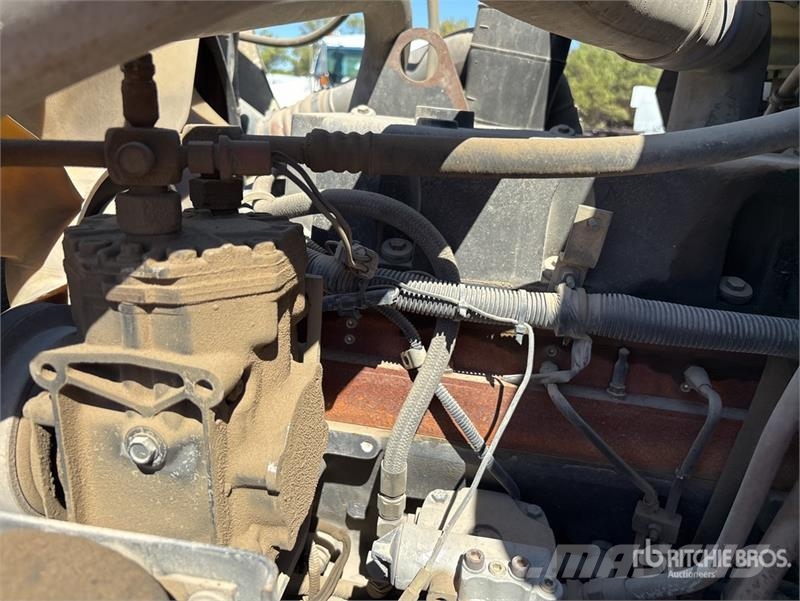International 9100 Тягачі