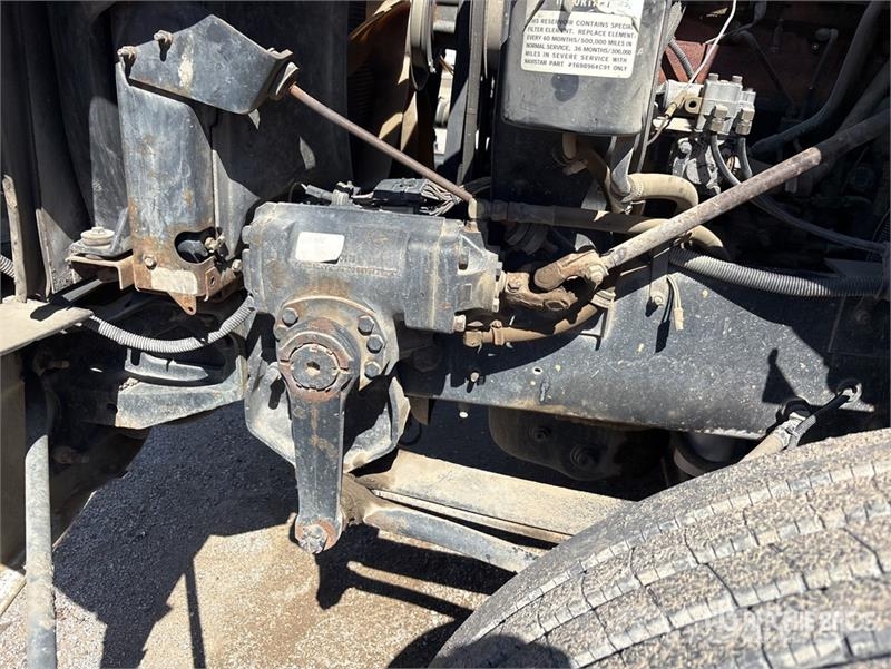 International 9100 Тягачі