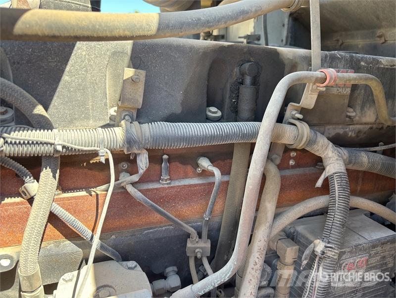 International 9100 Тягачі