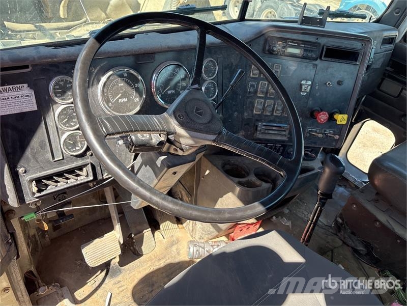 International 9100 Тягачі
