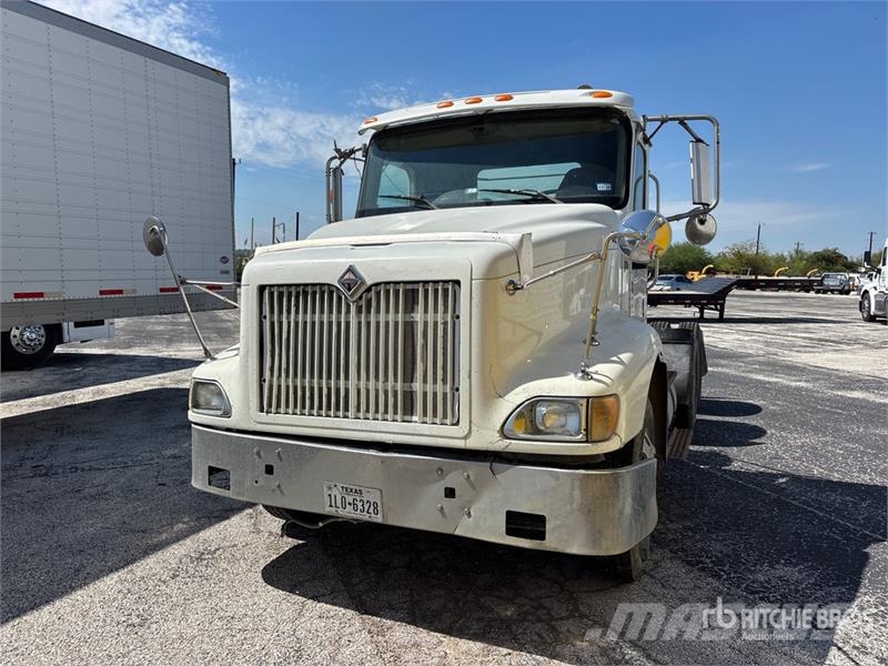 International 9100i Тягачі