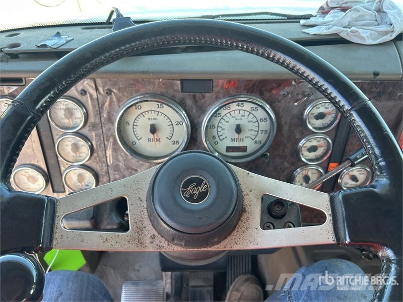 International 9200i Samochody ratownicze pomocy drogowej