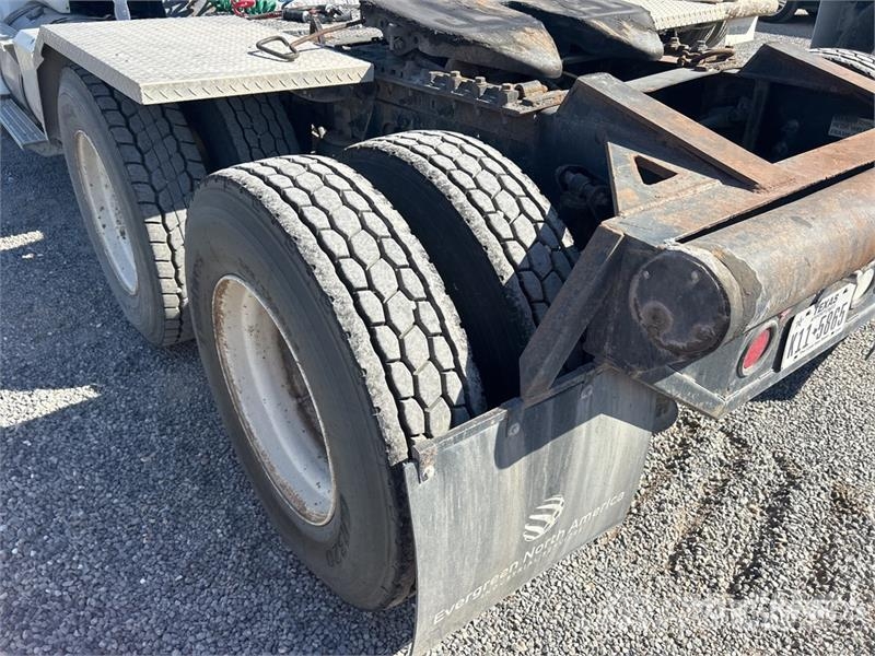 International 9200i Samochody ratownicze pomocy drogowej