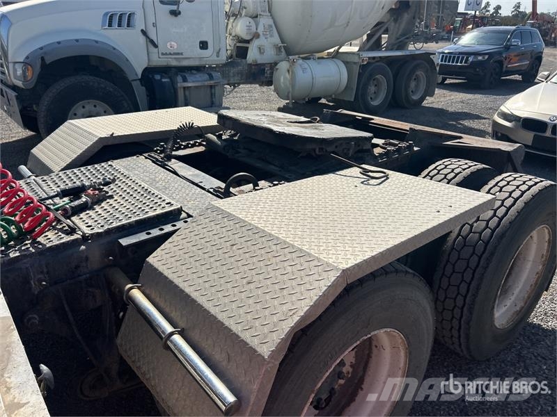 International 9200i Samochody ratownicze pomocy drogowej