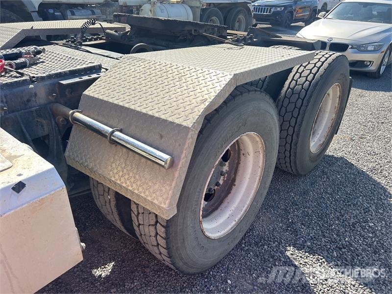 International 9200i Samochody ratownicze pomocy drogowej