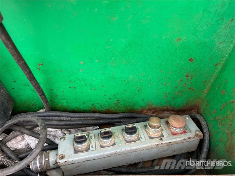 International Construction Equipment Pile Driving Power Unit Sonstige Baumaschinen