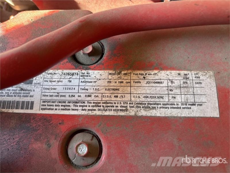 International DuraStar 4300 Camiones caja cerrada